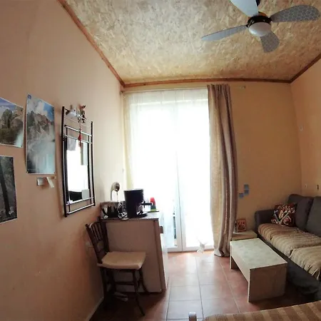 Host El Greco Kalambaka