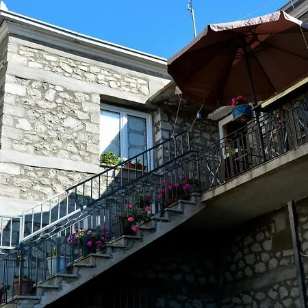 Host El Greco Hostel *