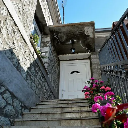 Host El Greco Vandrerhjem