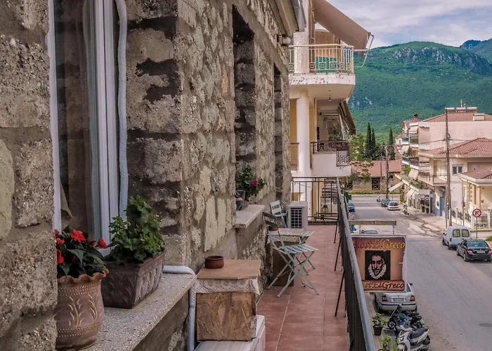 Host El Greco * קאלאבאקה